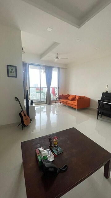 2 BHK Apartment For Rent in RNA NG Eclat, Andheri West