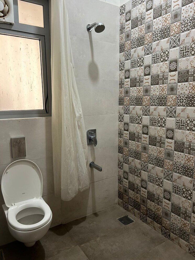 Bathroom, rna-ng-eclat 2 Bedroom 801 Sq.Ft. Apartment In Andheri West Mumbai 8774459