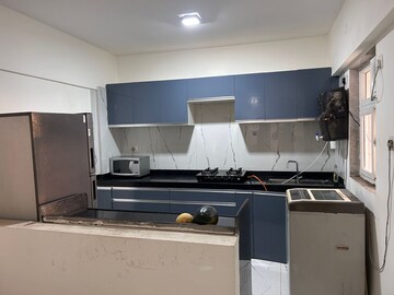Team Area in 2 BHK Apartment at Ruparel Orion, Chembur – for Rent