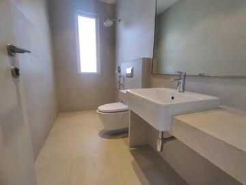 Team Area in 3 BHK Apartment at Indiabulls Sky Forest, Lower Parel – for Rent
