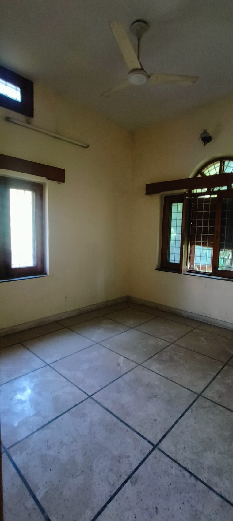 Room, balliwala 3 Bedroom 350 Sq.Yd. Villa In Balliwala Dehradun 8774517