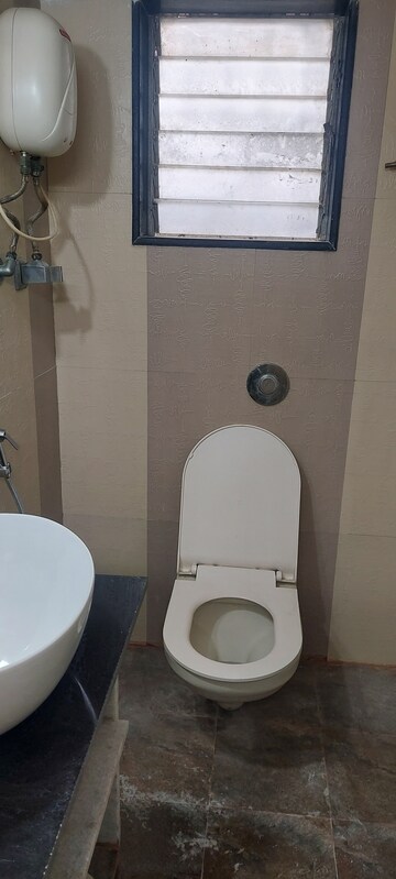 Bathroom in 2 BHK Apartment at Aishwarya Tower, Santacruz East – for Rent