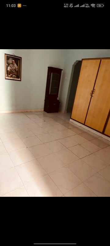 Room in 2 BHK Apartment at Stand Alone Apartment, Madhapur – for Rent