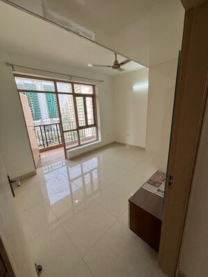 Room in 2 BHK Apartment at Lotus Elise, Sector 99 – for Sale