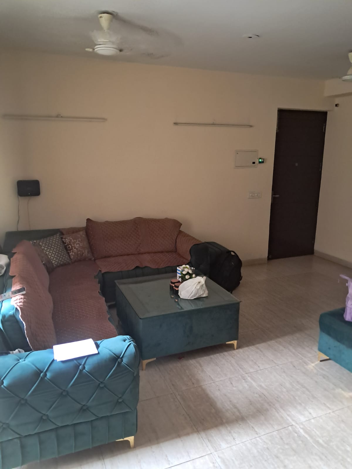2 BHK 1200 Sq.Ft. Apartment in 3C Lotus Boulevard