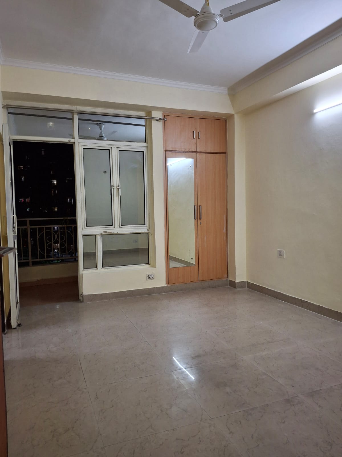 2 BHK + Pooja Room Apartment For Rent in Supertech Ecociti