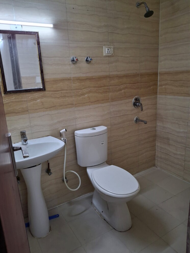 Bathroom, supertech-ecociti 2 Bedroom 1082 Sq.Ft. Apartment In Sector 137 Noida 8774568
