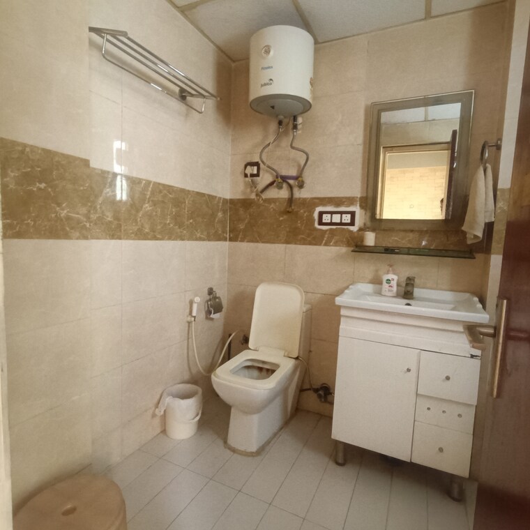Bathroom, supertech-ecociti 2.5 Bedroom 1295 Sq.Ft. Apartment In Sector 137 Noida 8774595