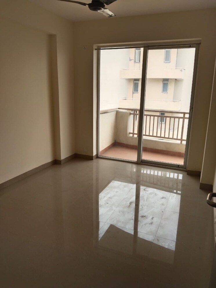 Room, mrg-the-balcony 2 Bedroom 645 Sq.Ft. Apartment In Sector 93 Gurgaon 8774627