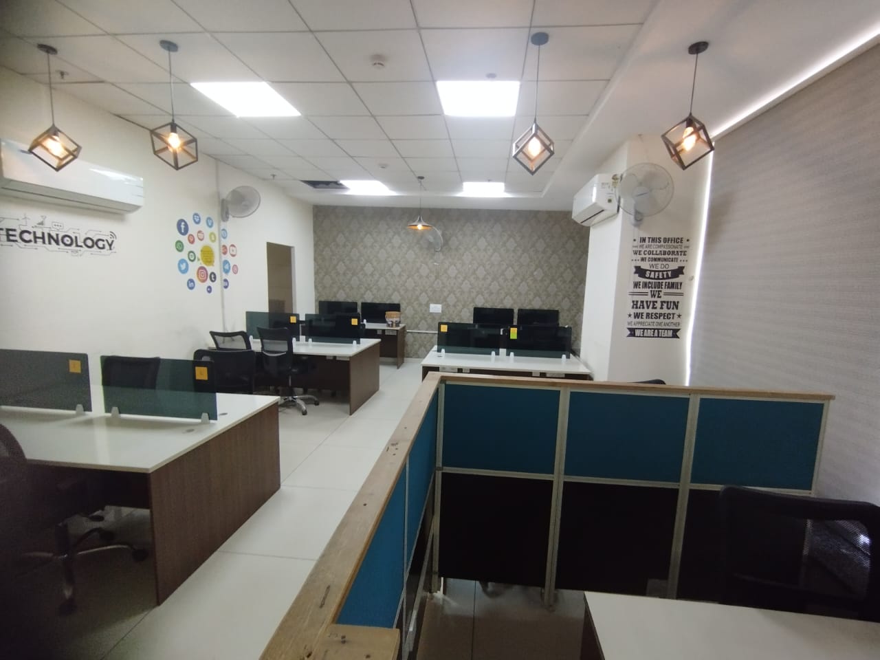 Office Space in IT/SEZ For Rent in Sector 74