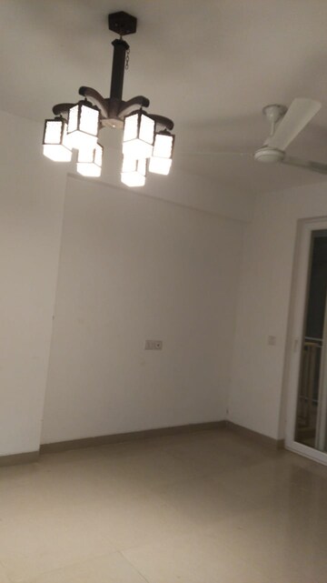 Room in 3 BHK Apartment at Shapoorji Pallonji Joyville Phase 2, Sector 102 – for Rent