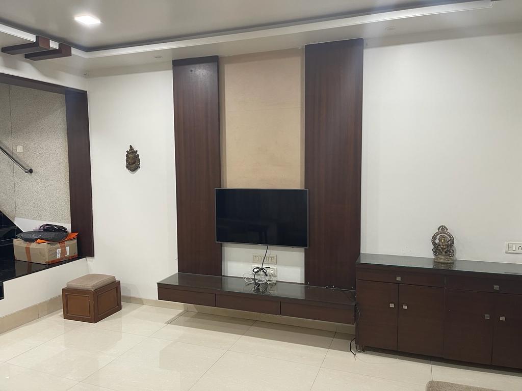 2 BHK + Pooja Room,Study Room Apartment For Sale in Lords Tower