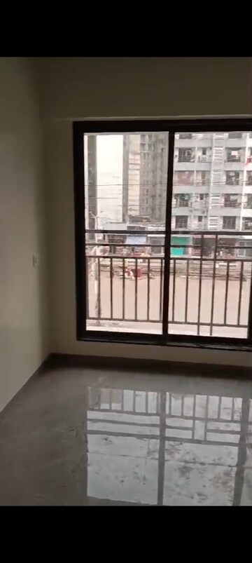 Room in 1 BHK Apartment at Sai Cloudberry, Nalasopara West – for Sale