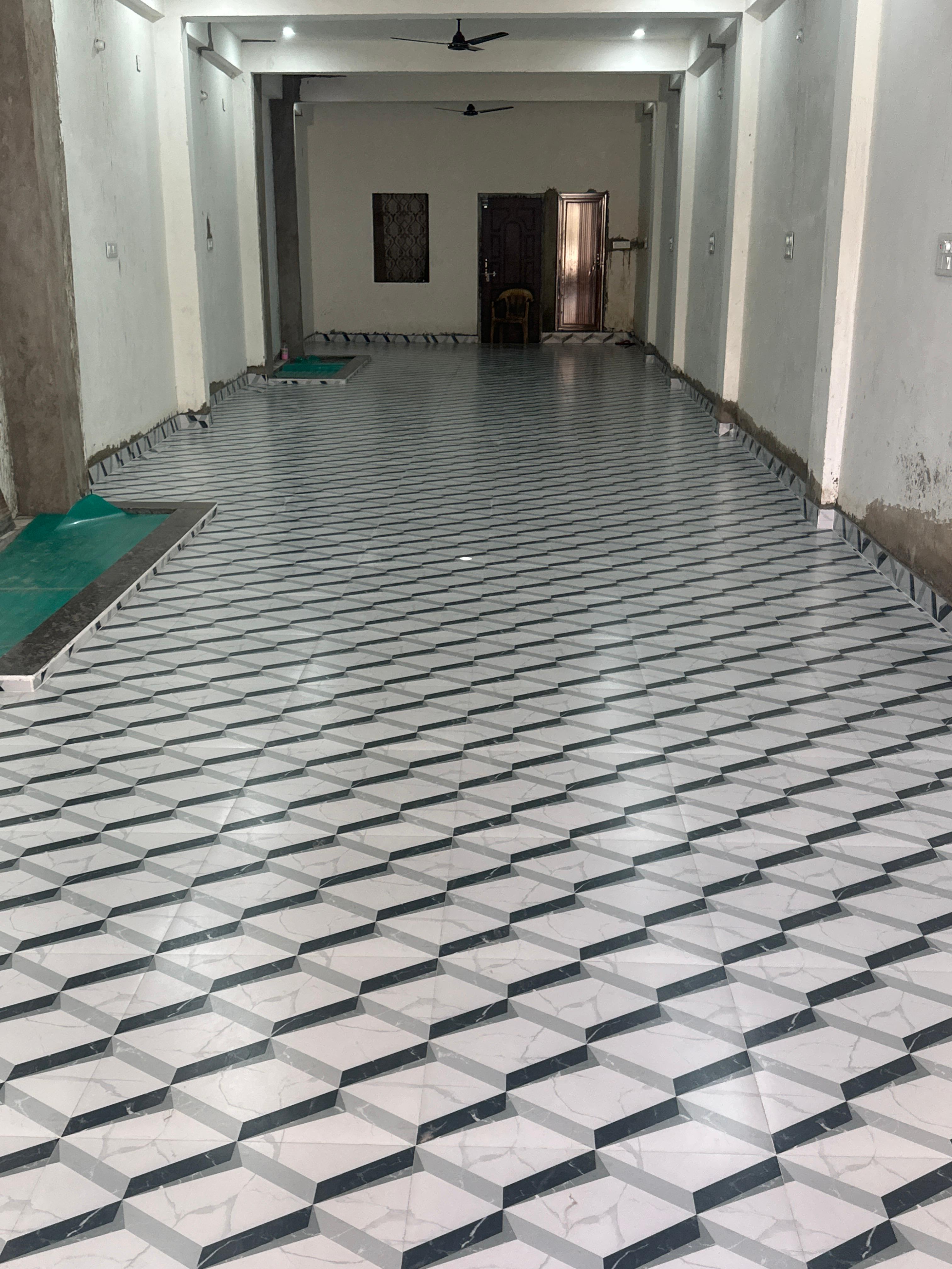 Showroom For Rent in Maldahiya