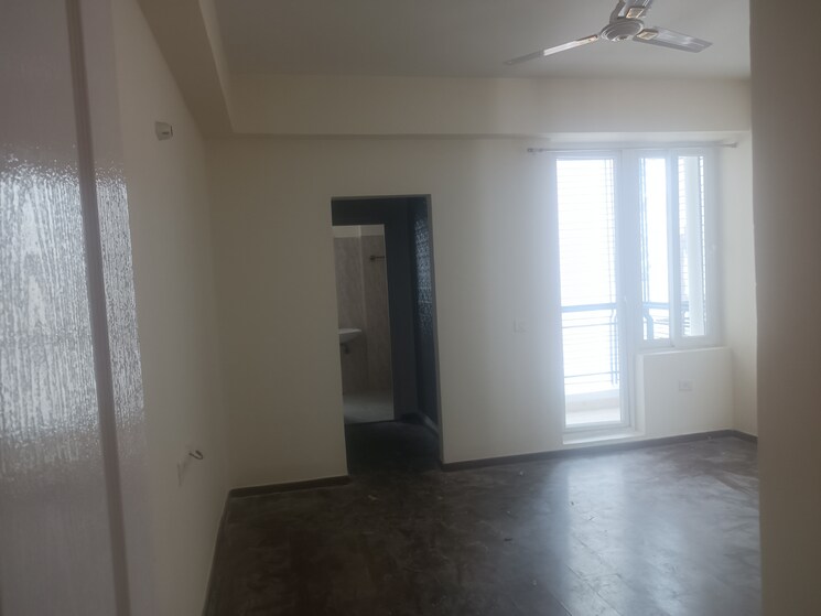 Room, 3c-lotus-boulevard 3 Bedroom 1691 Sq.Ft. Apartment In Sector 100 Noida 8774799