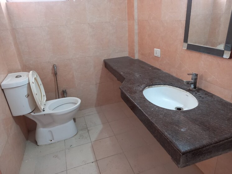 Bathroom, sahastradhara road 2 Bedroom 1200 Sq.Ft. Builder Floor In Sahastradhara Road Dehradun 8774797