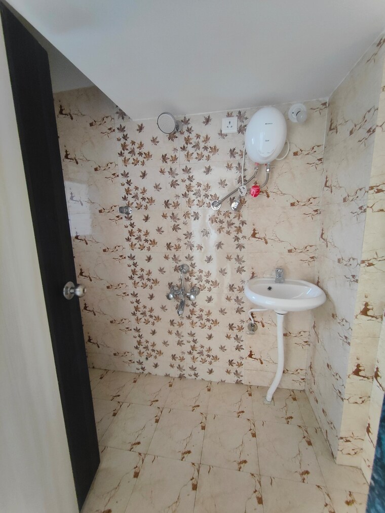 Bathroom, sri-dutt-s-garden-avenue-k 2 Bedroom 493 Sq.Ft. Apartment In Virar West Palghar 8774804