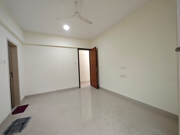 Room in 3 BHK Apartment at Tridhaatu Lakshmi Vani, Chembur – for Rent