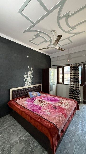 Bedroom in 2 BHK Builder Floor at Sahastradhara Road – for Rent