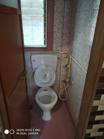 Bathroom in 1 BHK Apartment at Andheri West – for Rent