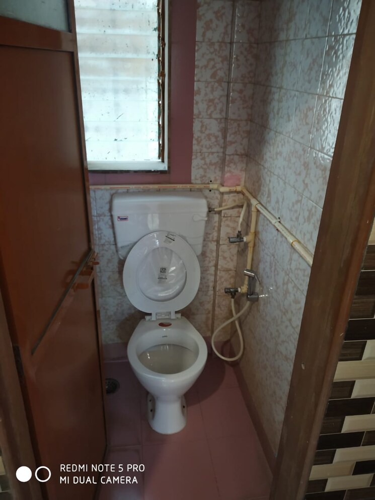 Bathroom, andheri west 1 Bedroom 450 Sq.Ft. Apartment In Andheri West Mumbai 8774842