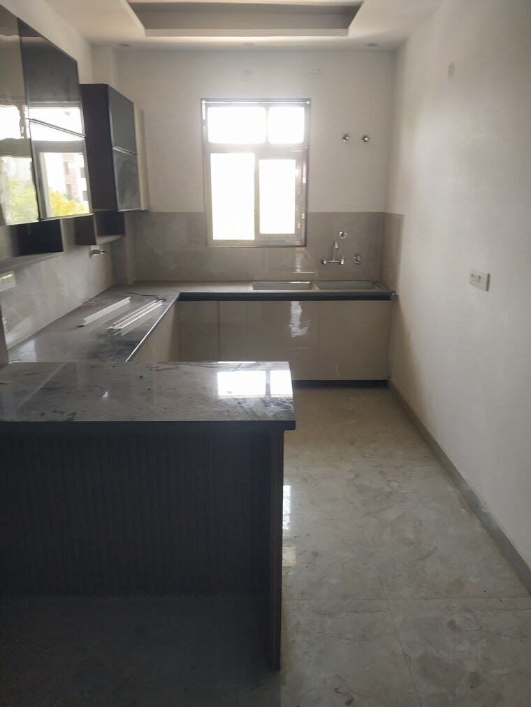 Kitchen, sector 77 3 Bedroom 1500 Sq.Ft. Villa In Sector 77 Faridabad 8774877