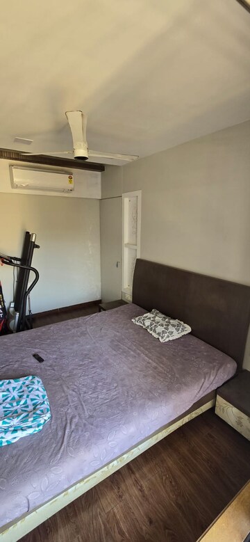 Bedroom in 2 BHK Apartment at Dimension Tulsi Classic, Chembur – for Rent