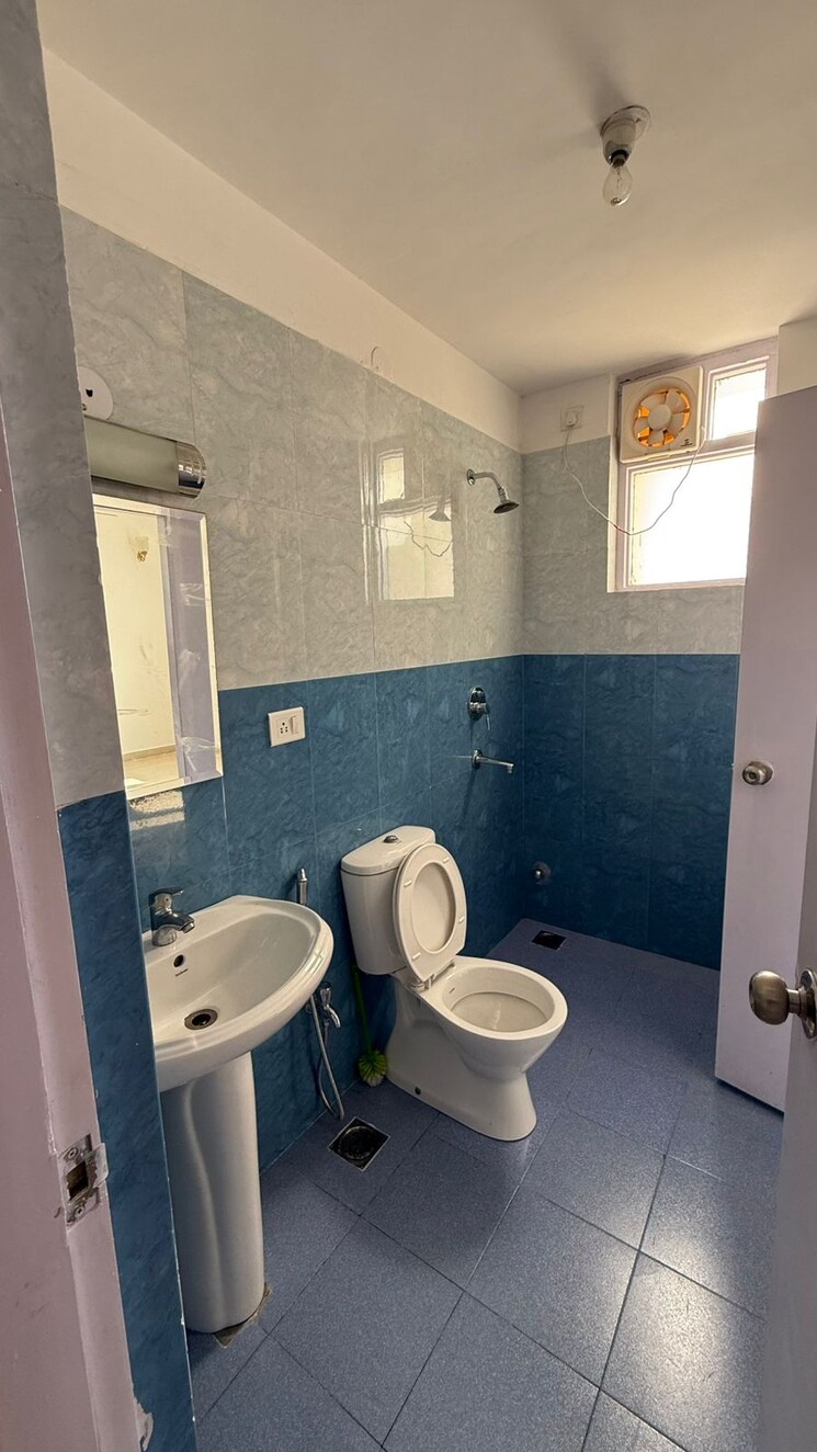 Master Bedroom, sahastradhara road 2 Bedroom 1500 Sq.Ft. Builder Floor In Sahastradhara Road Dehradun 8774873