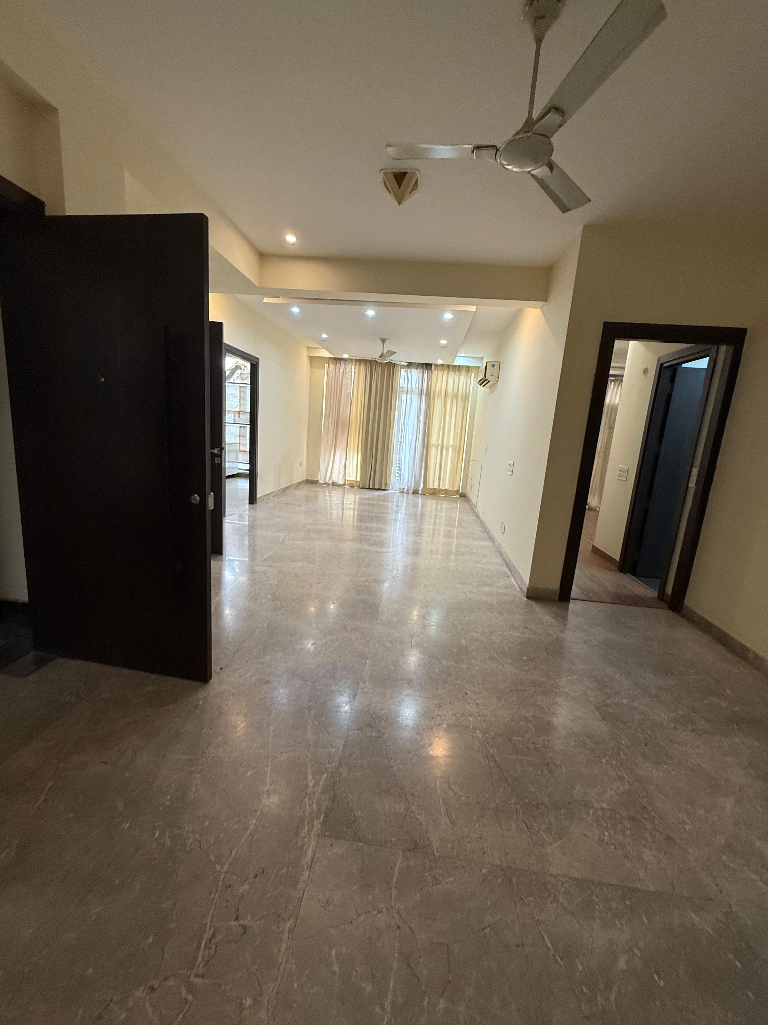 3.5 BHK + Pooja Room Builder Floor For Rent in Sushant Lok 2