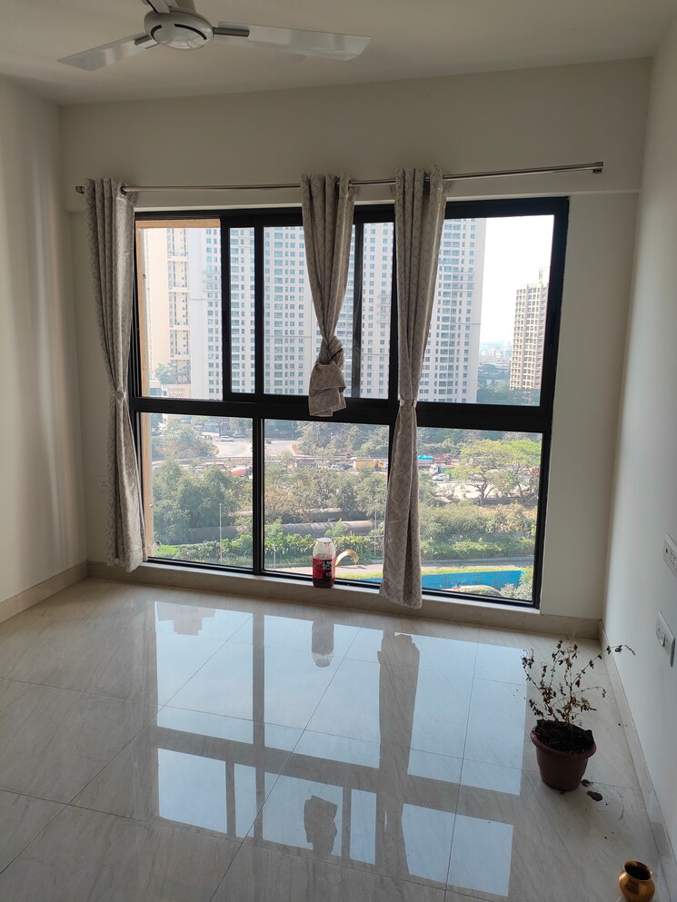Room, lodha-crown-quality-homes 1 Bedroom 317 Sq.Ft. Apartment In Majiwada Thane 8774984