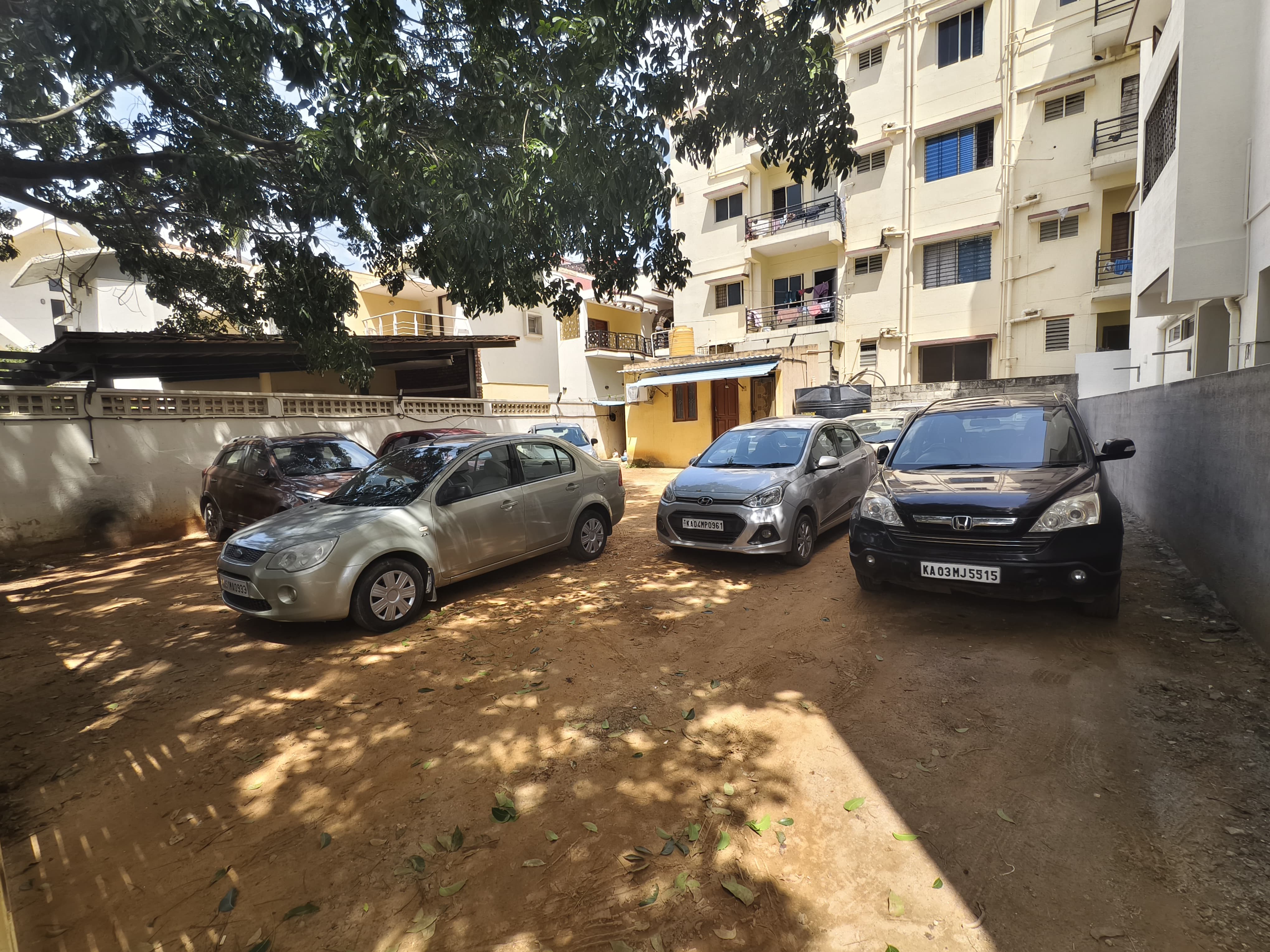 Plot For Sale in Arekere