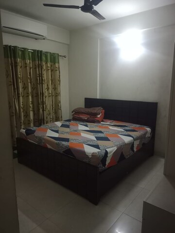 Bedroom in 2 BHK Apartment at Signature Orchard Avenue 2, Sector 93 – for Rent