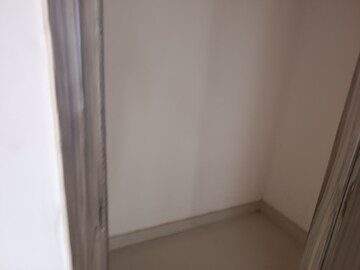 Room in 3 BHK Apartment at 3C Lotus Boulevard, Sector 100 – for Sale