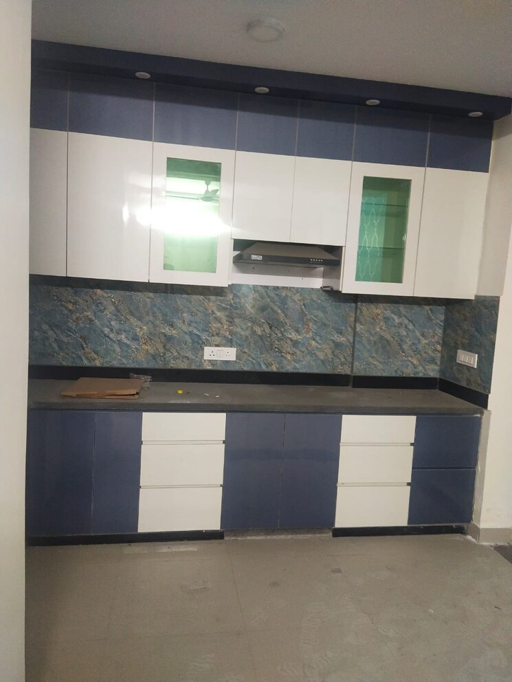 Kitchen, shri-radha-sky-gardens 3 Bedroom 1465 Sq.Ft. Apartment In Sector 16b Greater Noida Greater Noida 8775077