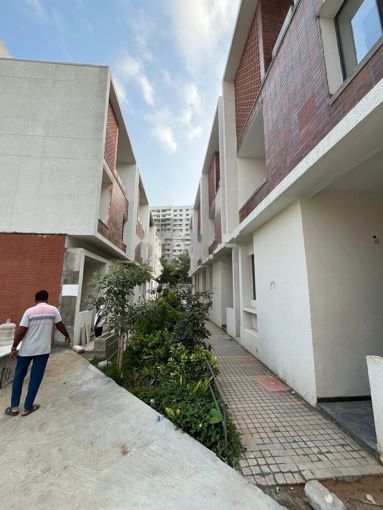 Balcony, excel-amber-meadows 4 Bedroom 1956 Sq.Ft. Villa In Balagere Bangalore 8775030