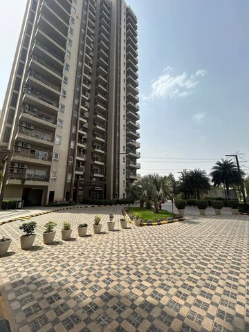 4 BHK Apartment – Exterior View View at Adani Oyster Platinum Tower, Sector 102 - for Rent