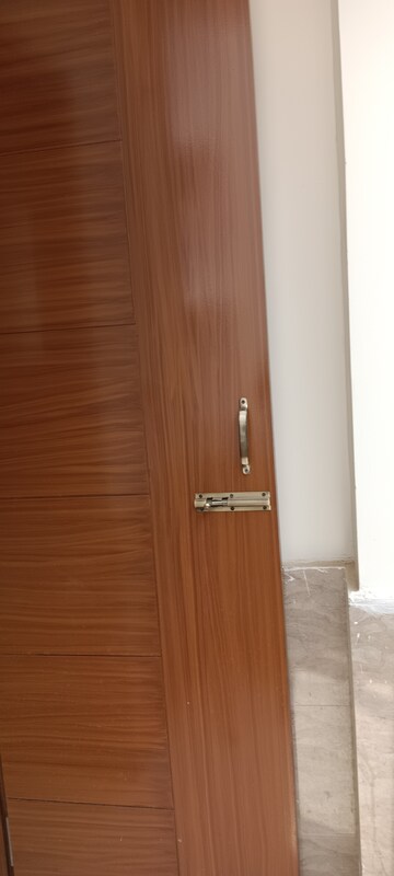 Furnished Amenities in 1 BHK Apartment at Kondapur – for Rent