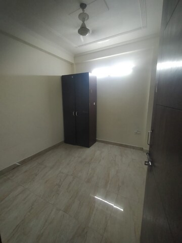 Room in 2 BHK Builder Floor at Maidan Garhi – for Rent