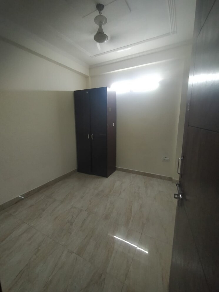 Room, maidan garhi 2 Bedroom 900 Sq.Ft. Builder Floor In Maidan Garhi Delhi 8775089