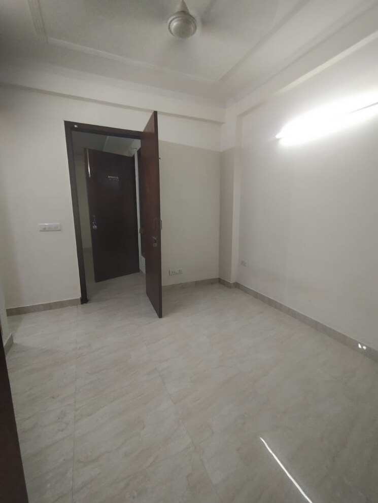 Room, maidan garhi 2 Bedroom 900 Sq.Ft. Builder Floor In Maidan Garhi Delhi 8775089