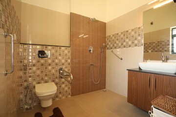 Bathroom in 2 BHK Villa at Sriperumbudur – for Sale