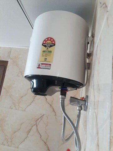 Furnished Amenities in 4 BHK Builder Floor at Sahastradhara Road – for Rent