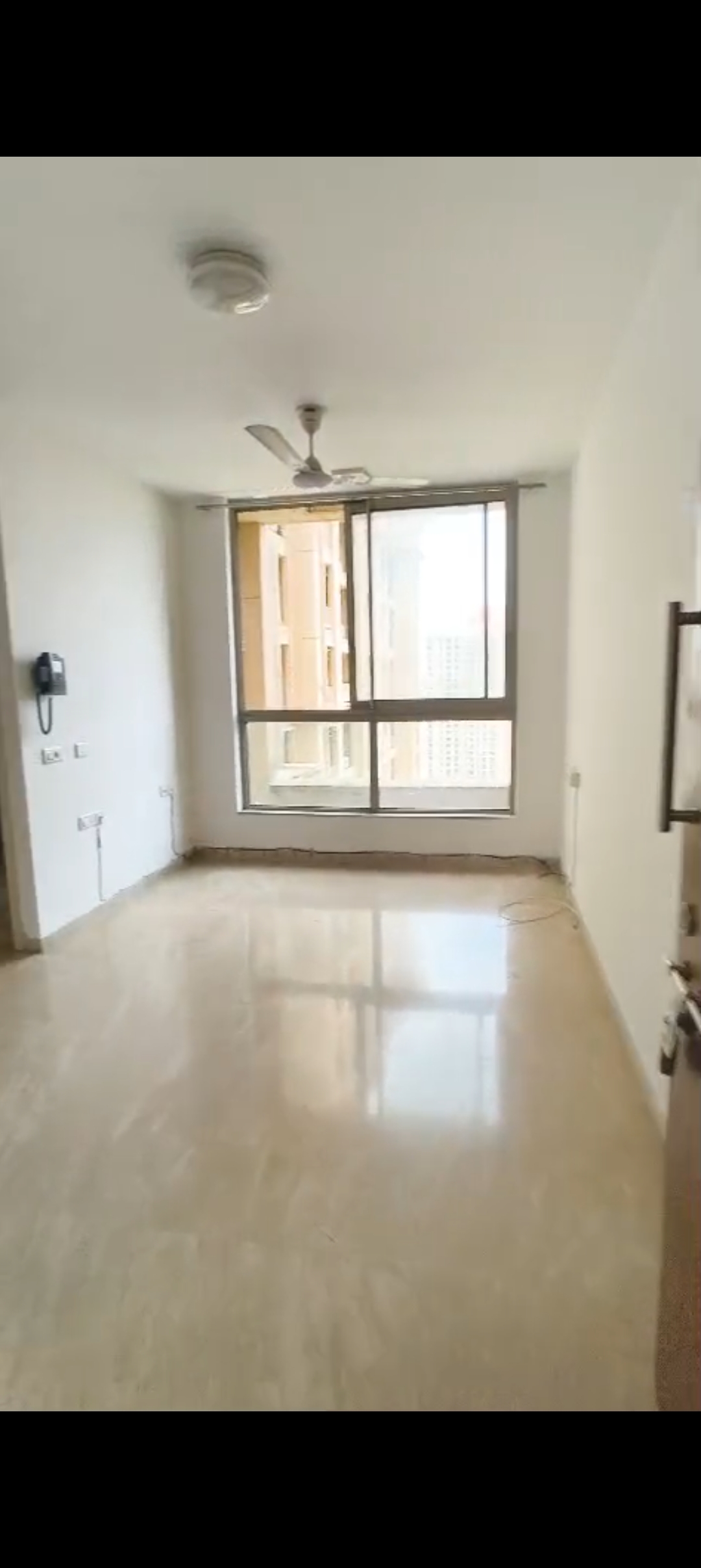 1 BHK 400 Sq.Ft. Apartment in Hiranandani Estate Solitaire C