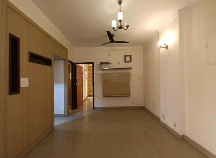 Room, paras-tierea 3 Bedroom 1330 Sq.Ft. Apartment In Sector 137 Noida 8775141