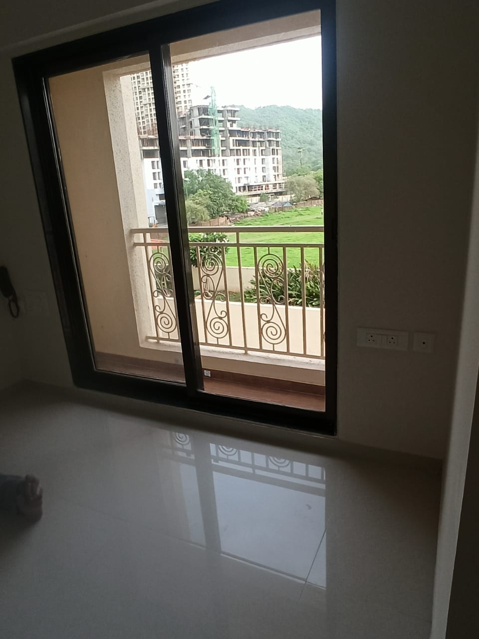 1 BHK + Pooja Room,Study Room Apartment For Rent in KM Horizon Exotica