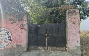 Plot For Sale in RWA Apartments Sector 51, Sector 51