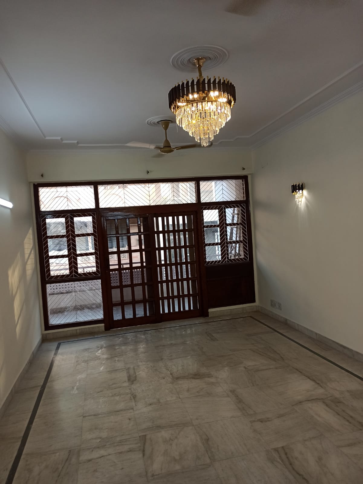 3 BHK + Servant Room Builder Floor For Rent in Malviya Nagar