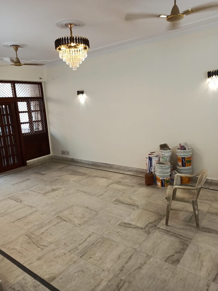 Room, malviya nagar 3 Bedroom 1800 Sq.Ft. Builder Floor In Malviya Nagar Delhi 8775178