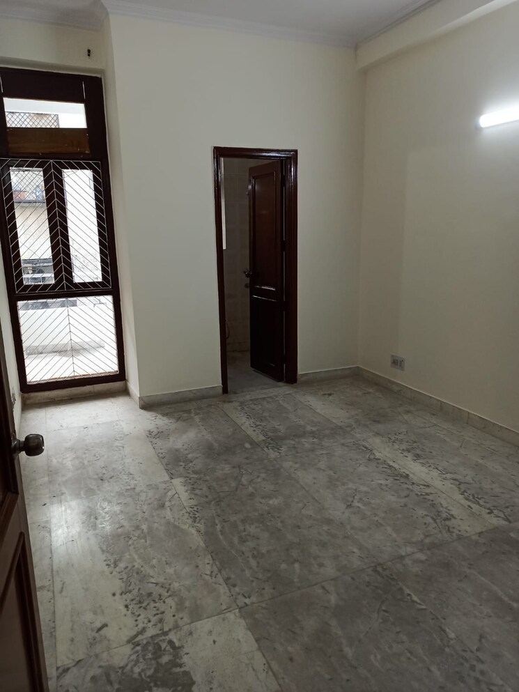 Room, malviya nagar 3 Bedroom 1800 Sq.Ft. Builder Floor In Malviya Nagar Delhi 8775178