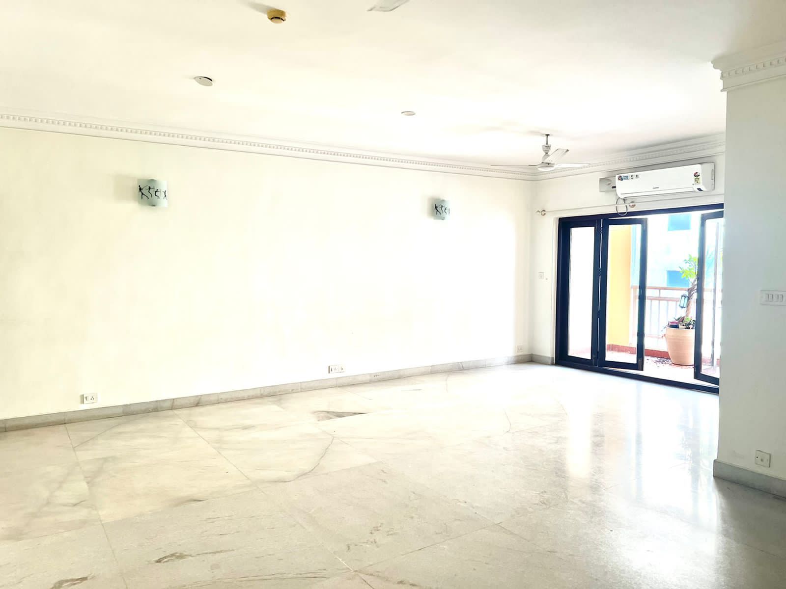 3 BHK + Servant Room 2291 Sq.Ft. Apartment in Prestige St Johns Wood